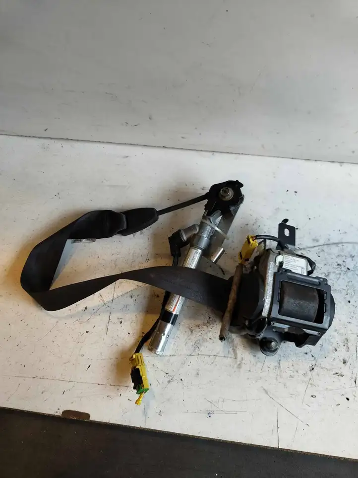 Honda CR-V (2006 - 2009)  080X090RH Передний ремень безопасности