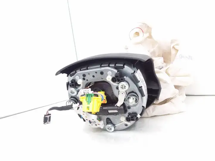 Audi A6 (2011 - 2014)  4G0880201E Подушка безопастности руля