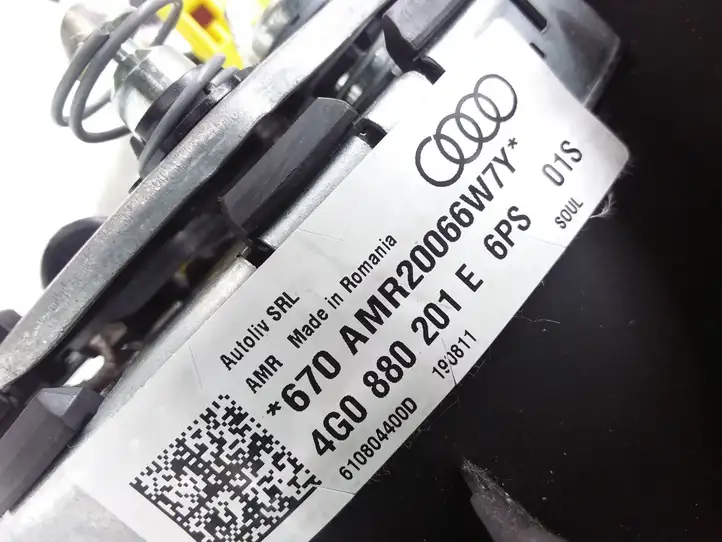 Audi A6 (2011 - 2014)  4G0880201E Подушка безопастности руля