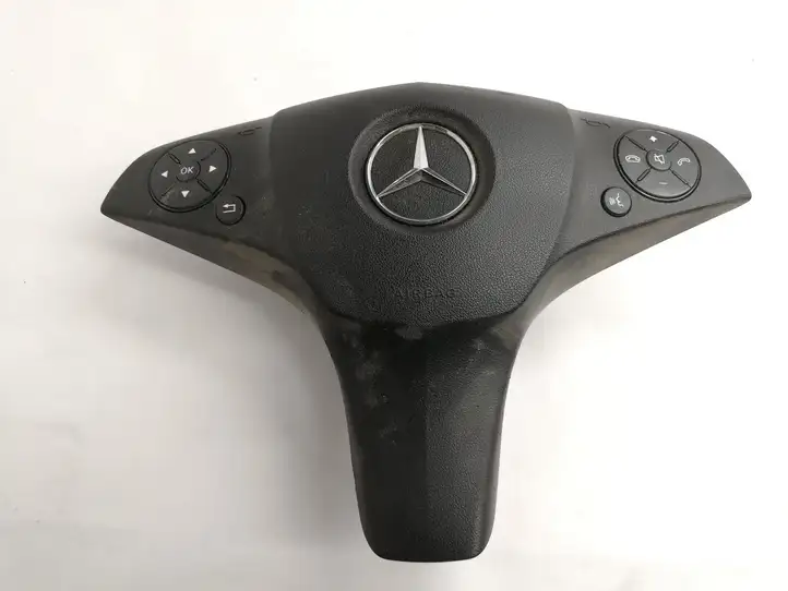 Mercedes-Benz C W204 (2007 - 2014) 307069999162 Подушка безопасности руля — фото 1