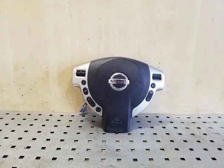 Nissan Qashqai (2010 - 2013) 98510BR26D Подушка безопасности руля — фото 1