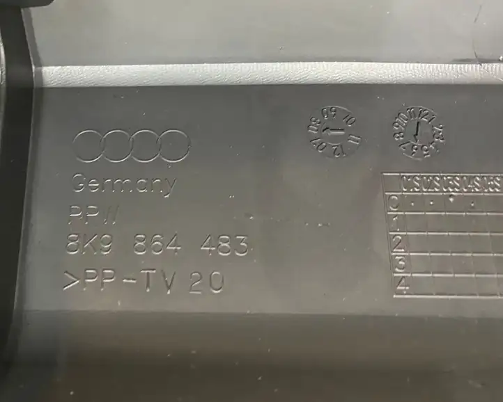 Audi A4 S4 B8 8K (2007 - 2011) 8K9864483 Отделка порога багажника — фото 5