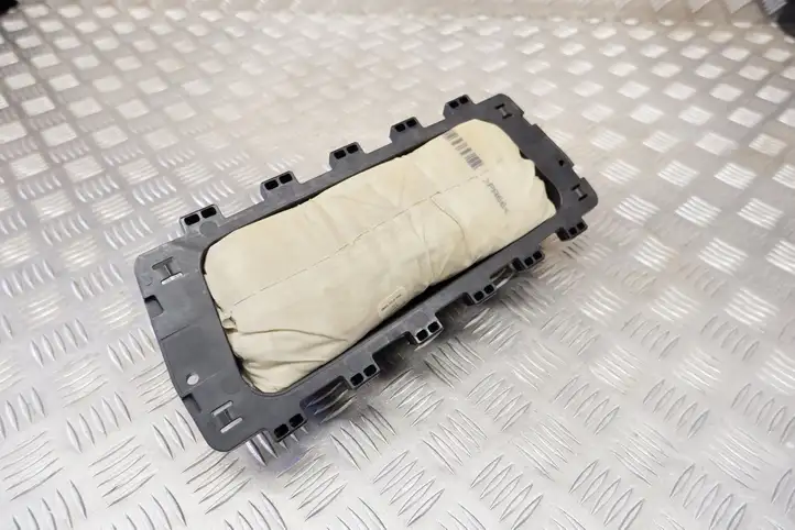 BMW 5 G30 G31 (2016 - ) 6327549 Подушка безопасности пассажира — фото 5