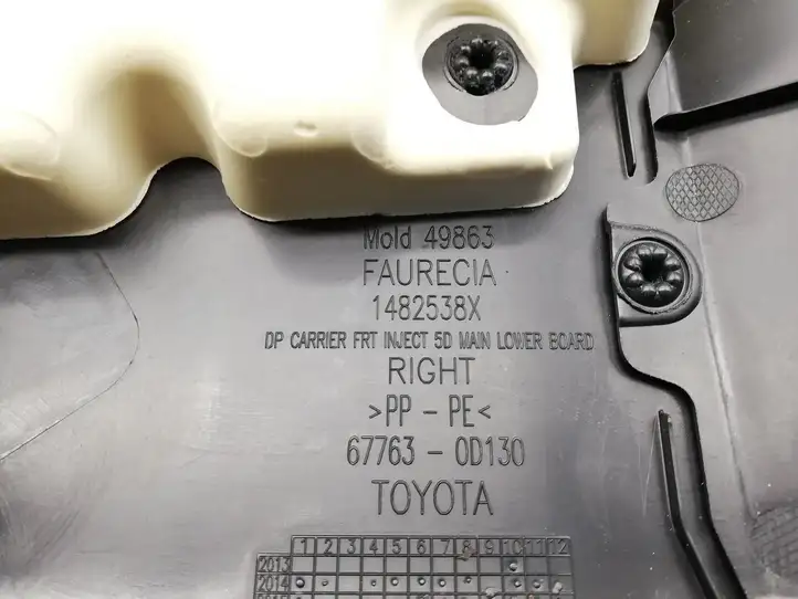 Toyota Yaris (2014 - 2019) 676100DR80 Обшивка передней двери — фото 5