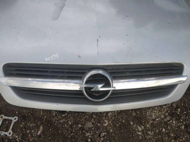 Opel Meriva A Grotelės priekinės