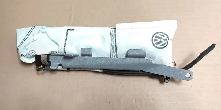 Volkswagen PASSAT B7 USA (2012 - 2016) 561880241 Подушка безопасности сиденья — фото 1