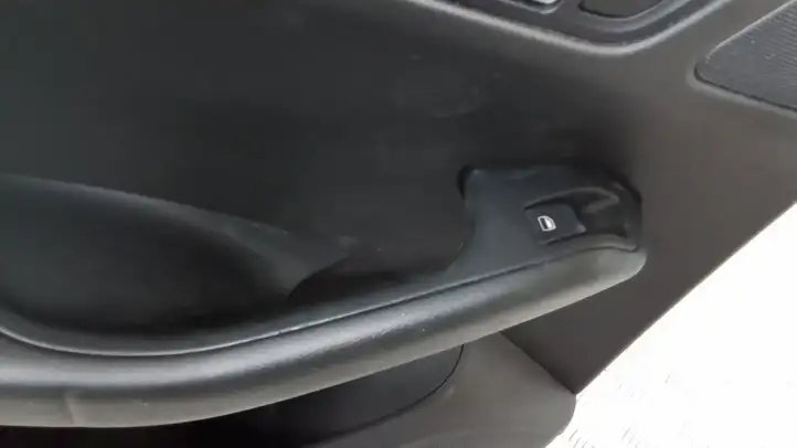 Audi Q5 SQ5 (2008 - 2012) 8R0867305 Обшивка задней двери — фото 2