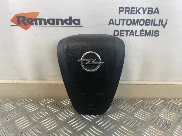 Opel Zafira C (2014 - 2016) 13299780 Подушка безопасности руля — фото 1