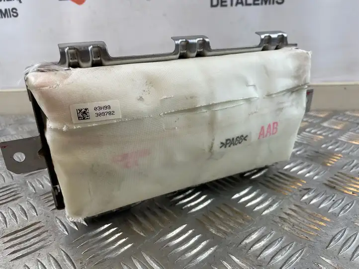 Toyota RAV 4 (XA50) (2018 - ) 8214042070 Подушка безопасности пассажира — фото 2