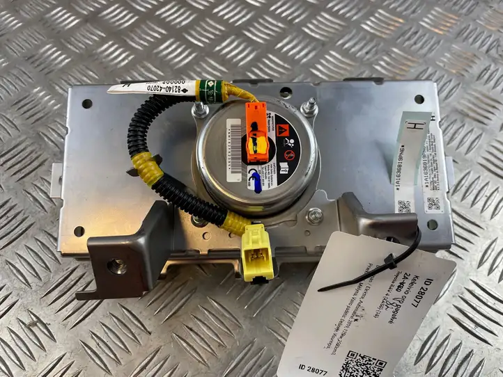 Toyota RAV 4 (XA50) (2018 - ) 8214042070 Подушка безопасности пассажира — фото 5