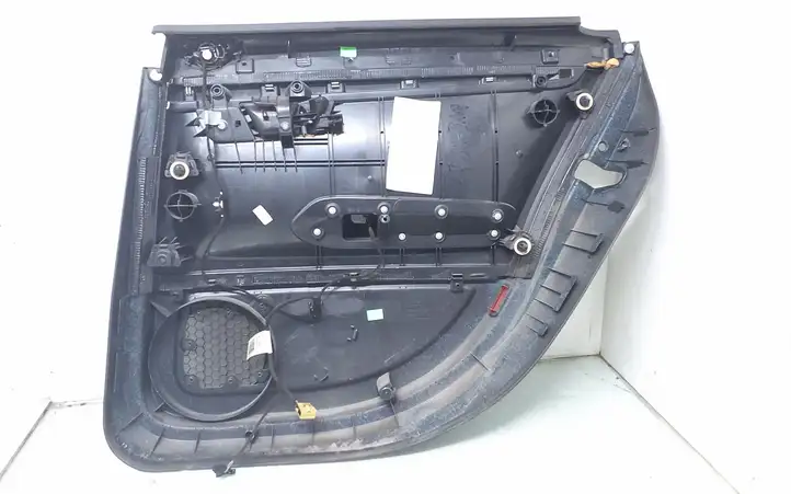 Audi A4 S4 B7 8E 8H (2004 - 2009) 8E0867305 Обшивка задней двери — фото 2