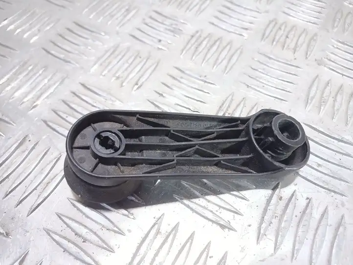 Opel Astra G (1998 - 2004) 90247150 Ручка стеклоподъемника — фото 3