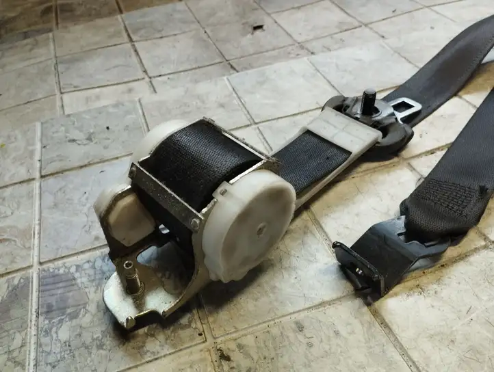 Opel Vectra C (2002 - 2005) Передний ремень безопасности — фото 2