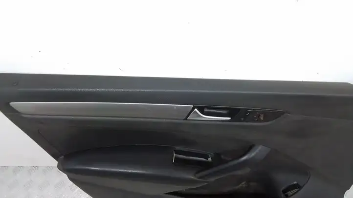 Volkswagen PASSAT B7 USA (2012 - 2016) 561867011 Обшивка передней двери — фото 5