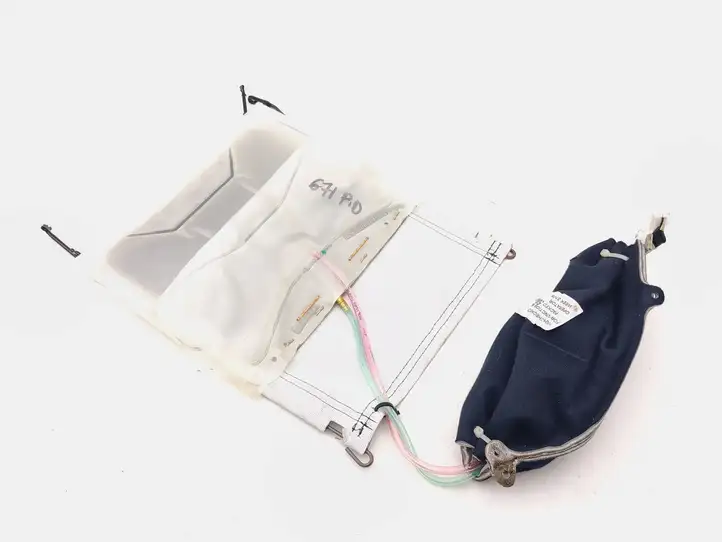 Maserati Quattroporte (2008 - 2012)  1000140632 Датчик давления сиденья