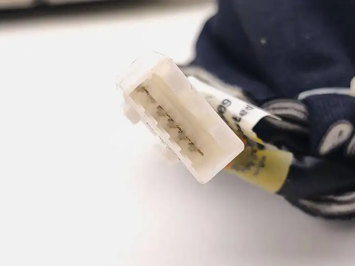 Maserati Quattroporte (2008 - 2012)  1000140632 Датчик давления сиденья