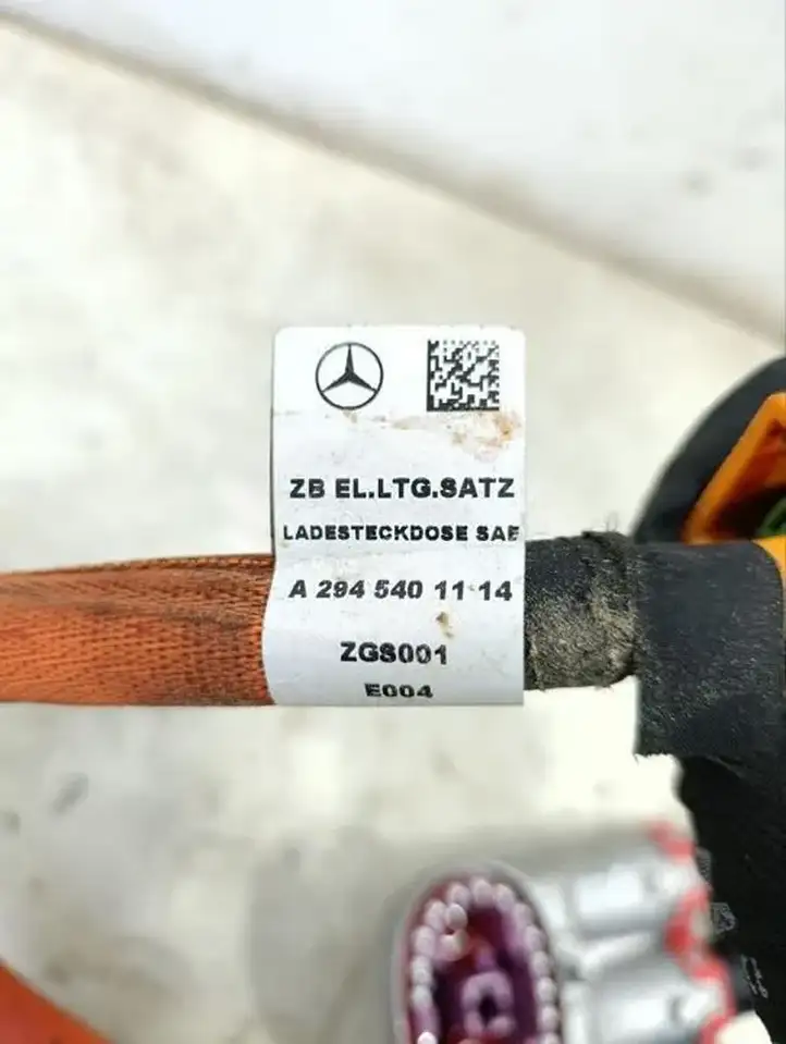 Mercedes-Benz EQE v295 (2022 - ) A2945401114 Зарядный разъем электромобиля — фото 6