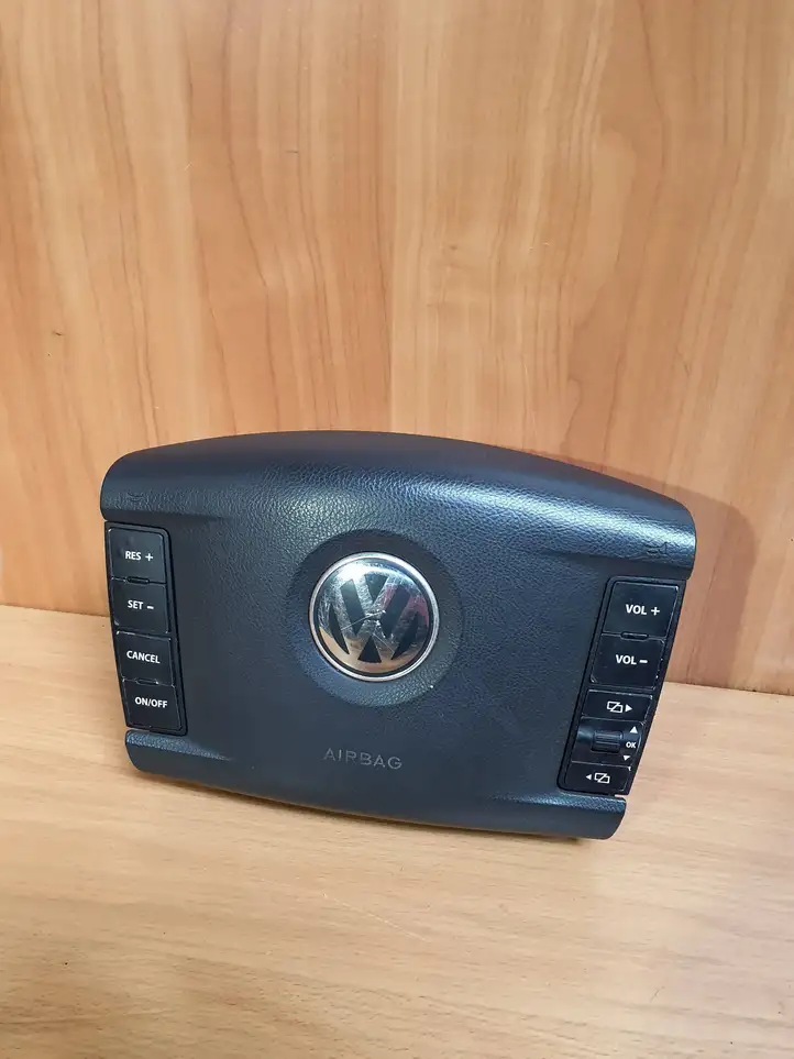 Volkswagen Touareg I (2002 - 2010) 7L6880201CA Подушка безопасности руля — фото 1