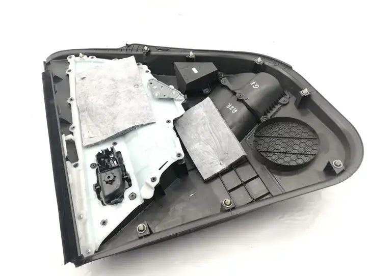 Toyota Auris E180 (2012 - 2018) 6778802110 Обшивка задней двери — фото 3