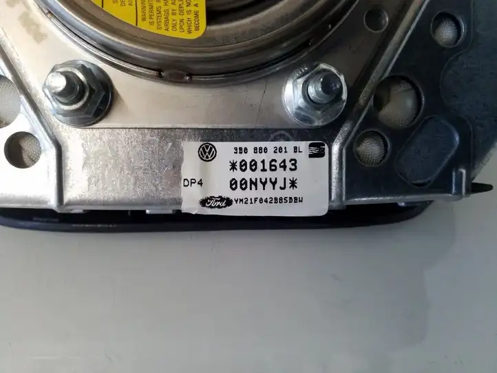 Volkswagen Sharan (2003 - 2010)  3B0880201 Подушка безопастности руля