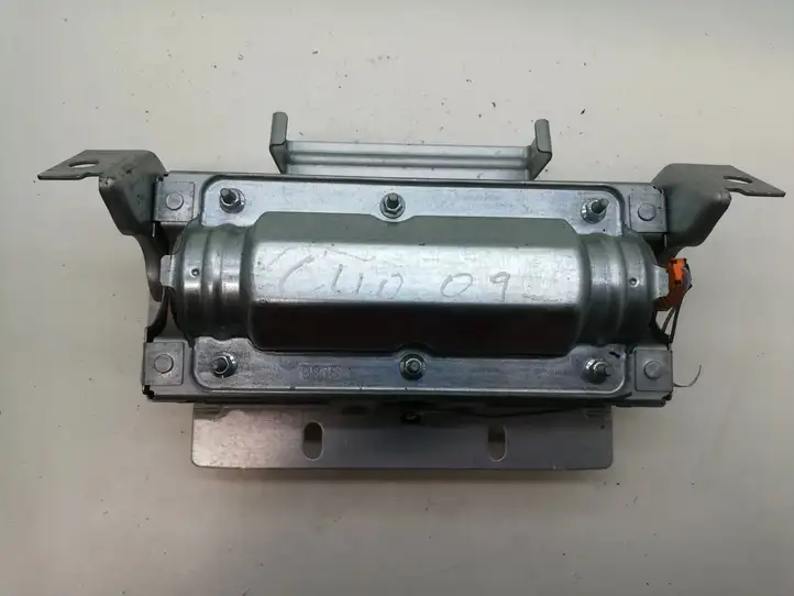 Renault Clio III (2005 - 2012)  PB15100140 Подушка безопастности пассажира