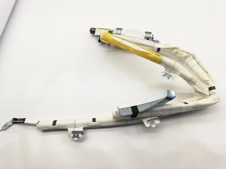 Toyota Verso (2012 - 2015) 621700F031 Боковая подушка безопасности шторка — фото 1