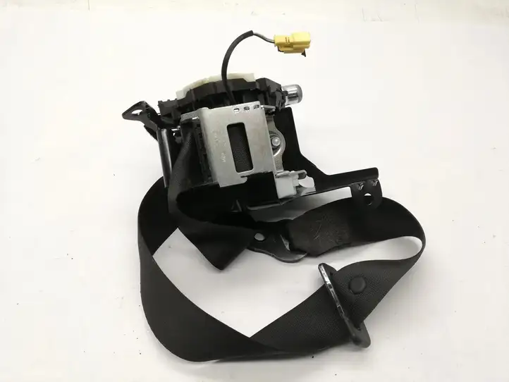 Mercedes-Benz C W204 (2007 - 2014) 33059930 Задний ремень безопасности — фото 2