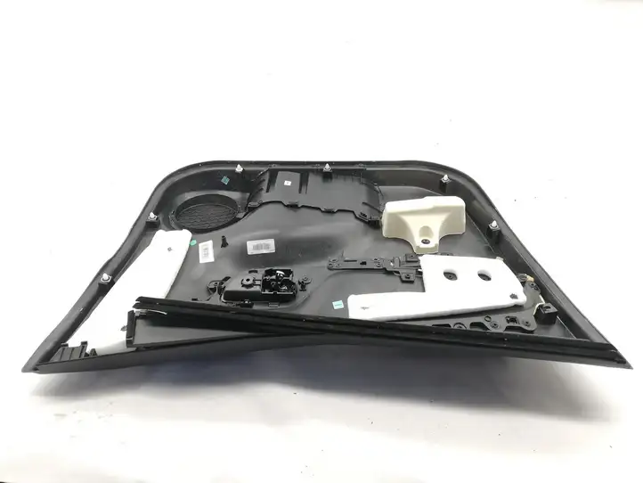Toyota Yaris (2019 - ) 676100DL30 Обшивка передней двери — фото 3
