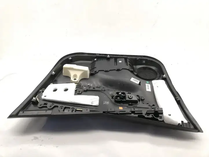 Toyota Yaris (2019 - ) 676200DL20 Обшивка передней двери — фото 3