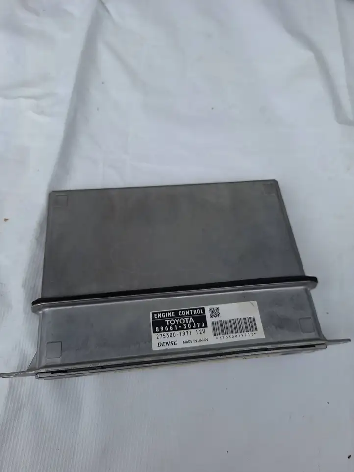 Lexus GS 300 350 430 450h (2007 - 2011) 8966130J70 Включатель (включатели) управления бортового компьютера — фото 1