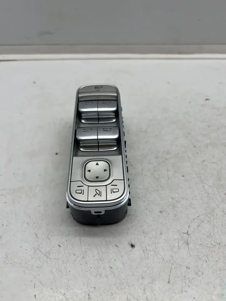 Mercedes-Benz GLE W167 (2019 - ) A1679054501 Блок кнопок стеклоподъемников — фото 3