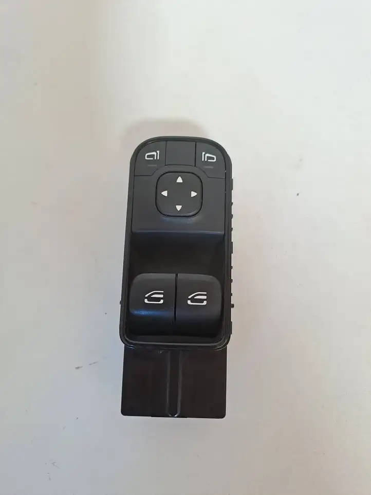 Mercedes-Benz Sprinter W907 W910 (2018 - ) A9079056603 Блок кнопок стеклоподъемников — фото 1