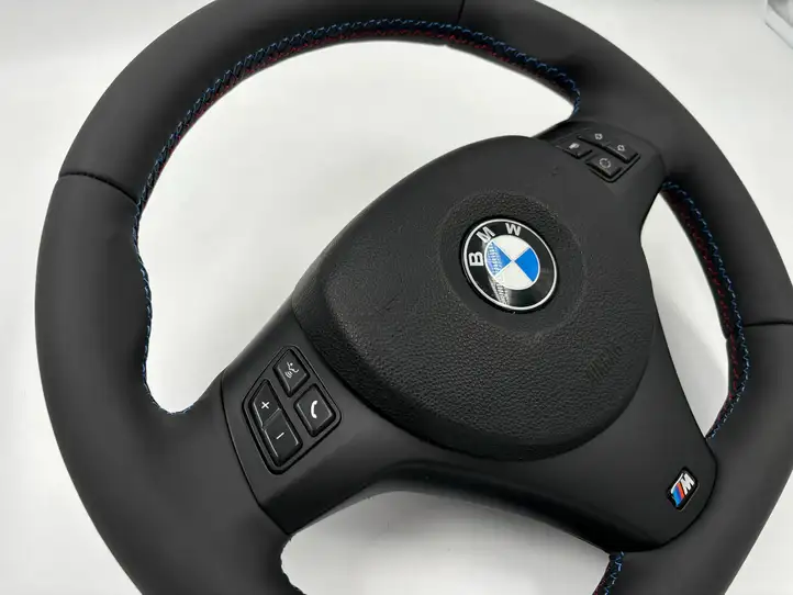 BMW 1 E82 E88 (2007 - 2014) Руль — фото 7