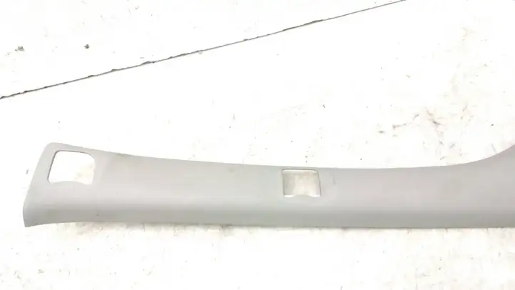 Ford Maverick (2004 - 2007) Обшивка стойки A — фото 8