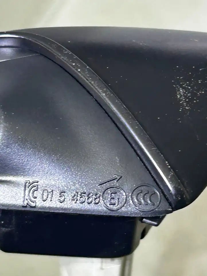 Tesla Model Y (2019 - 2024) 1125107-50-J Боковая камера в крыле — фото 10