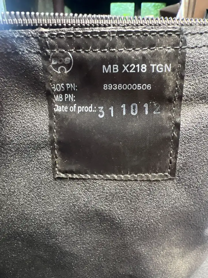 Mercedes-Benz CLS C218,X218 (2011 - 2017) 8936000506 Держатель шторки — фото 7