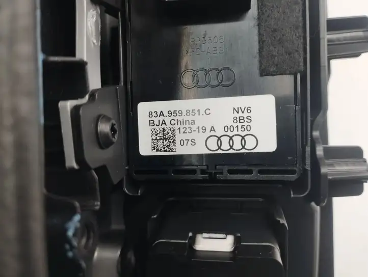 Audi Q3 F3 (2018 - ) 83A959851C Блок кнопок стеклоподъемников — фото 2