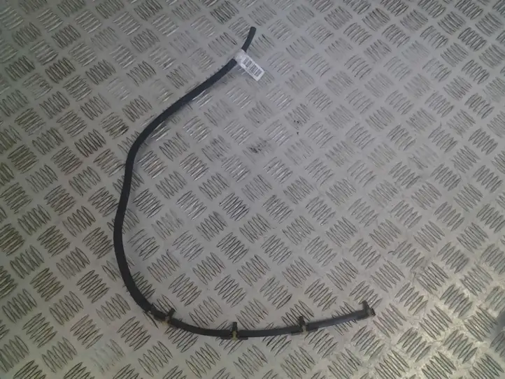 BMW 3 F30 F35 F31 (2012 - 2018) 782340803 Шланг обратки топлива — фото 1