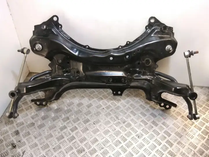 Toyota Auris E180 (2012 - 2018) Передняя балка подвески — фото 1