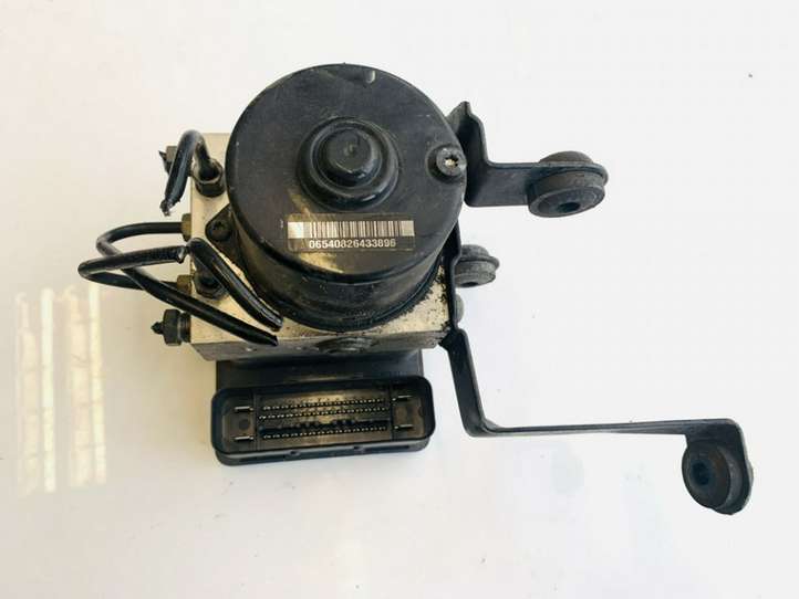 Volvo C30 (2010 - 2013)  31274911 Блок ABS