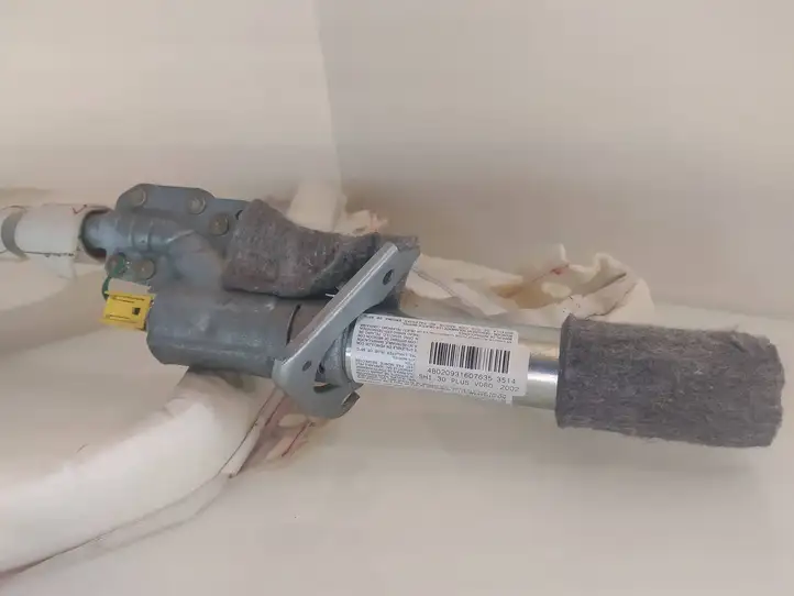 BMW 7 E65 E66 (2001 - 2008)  85701101405A Боковая подушка безопастности( (крыша)