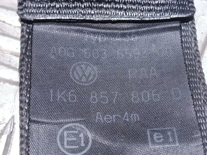 Volkswagen Golf V (2003 - 2009) 1K6857806D Задний ремень безопасности — фото 3