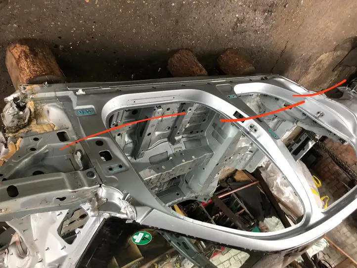 Mercedes-Benz C W206 (2021 - )   Передний порог (часть кузова)