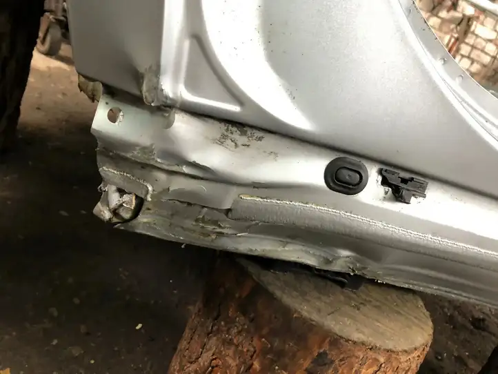 Mercedes-Benz C W206 (2021 - )   Передний порог (часть кузова)