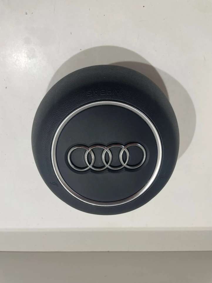 8W0880201AH Audi A4 S4 B9 8W Vairo oro pagalvė