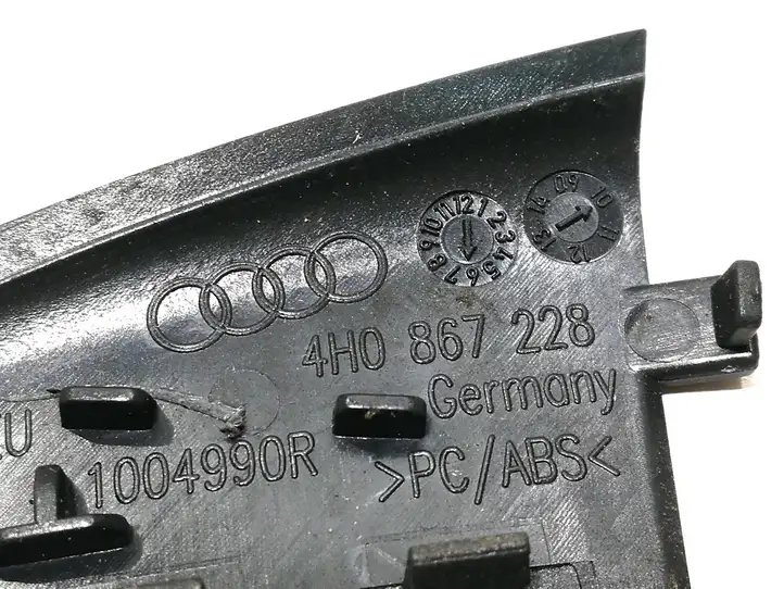 Audi A8 S8 D4 4H (2010 - 2014) 4H0867228 Прочая отделка задней двери — фото 2