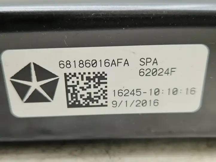 Chrysler Pacifica (2016 - ) 68186016AFA Электродвигатель раздвижной двери — фото 2
