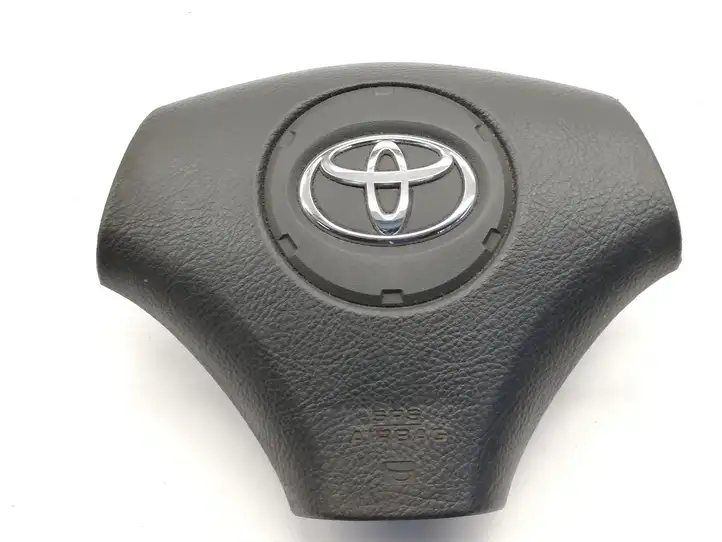Toyota Corolla E120 E130 (2000 - 2004) Подушка безопасности руля — фото 1