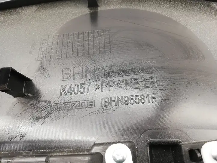 Mazda 3 II (2013 - 2017) BHN96856X Обшивка задней двери — фото 3