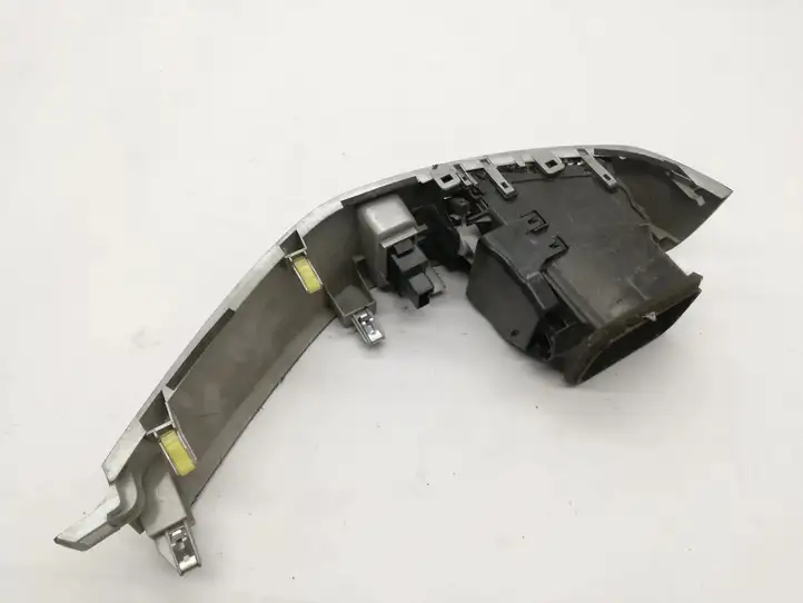 Toyota Land Cruiser (J120) (2002 - 2009) 6556440030 Другая деталь консоли (туннеля) — фото 2